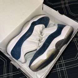 Air Jordan 11 Retro Low “Navy Snakeskin”