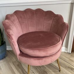 Pink Velvet Barrel Chair - Shell Chair w/ Gold Legs