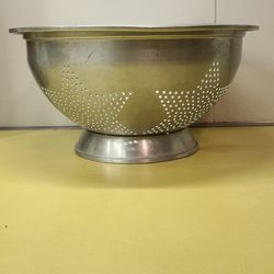 Vintage Large Star Aluminum Callender 