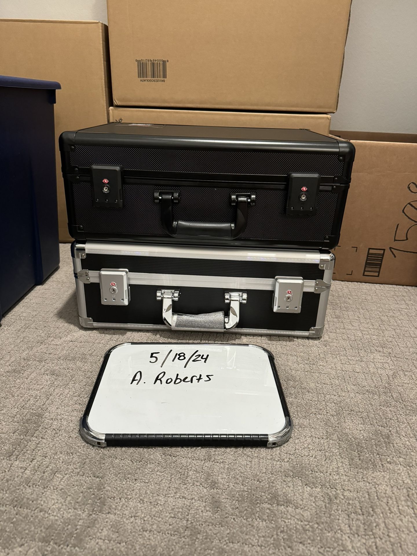 4 Row Graded Sports Card Carrying Case Holds 140 Slabs