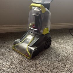 BISSELL carpet Cleaner 