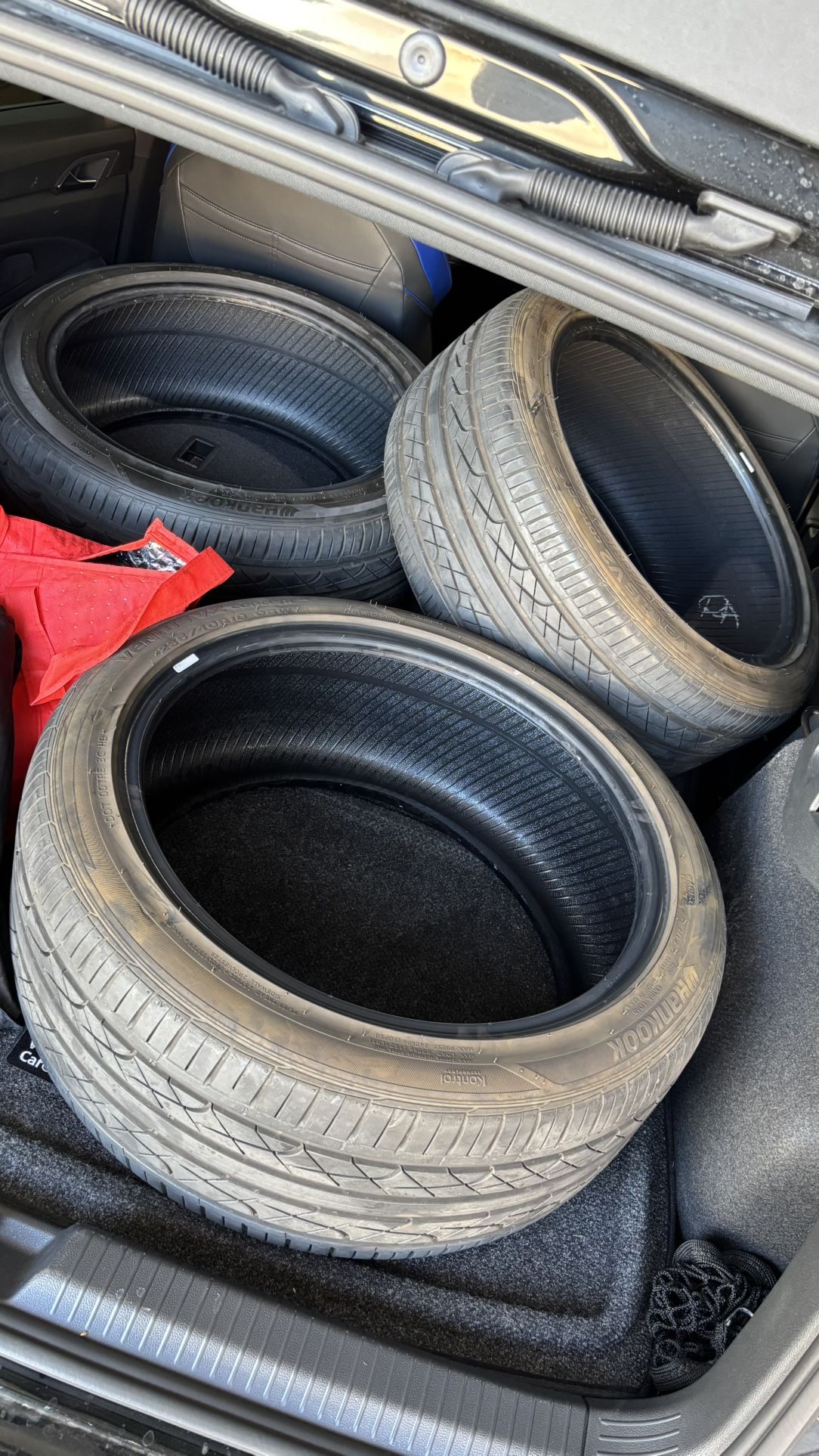 235/40/R18 Hankook Ventus V2 Concept 2 Performance Tire
