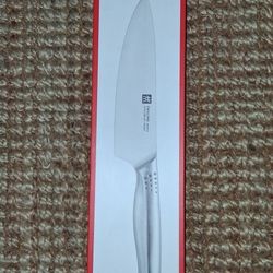 New Zwilling Professional Chef's Knife Profile