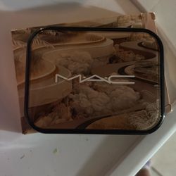 MAC eye shadow 