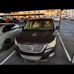 2010 Volkswagen Routan