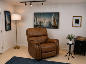 Barcalounger Presley Leather Power Recliner with USB
