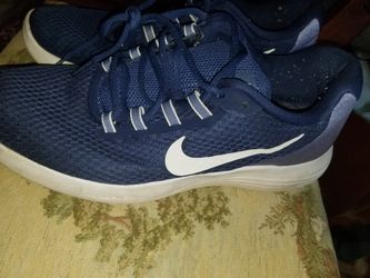 Nike Lunar size 12