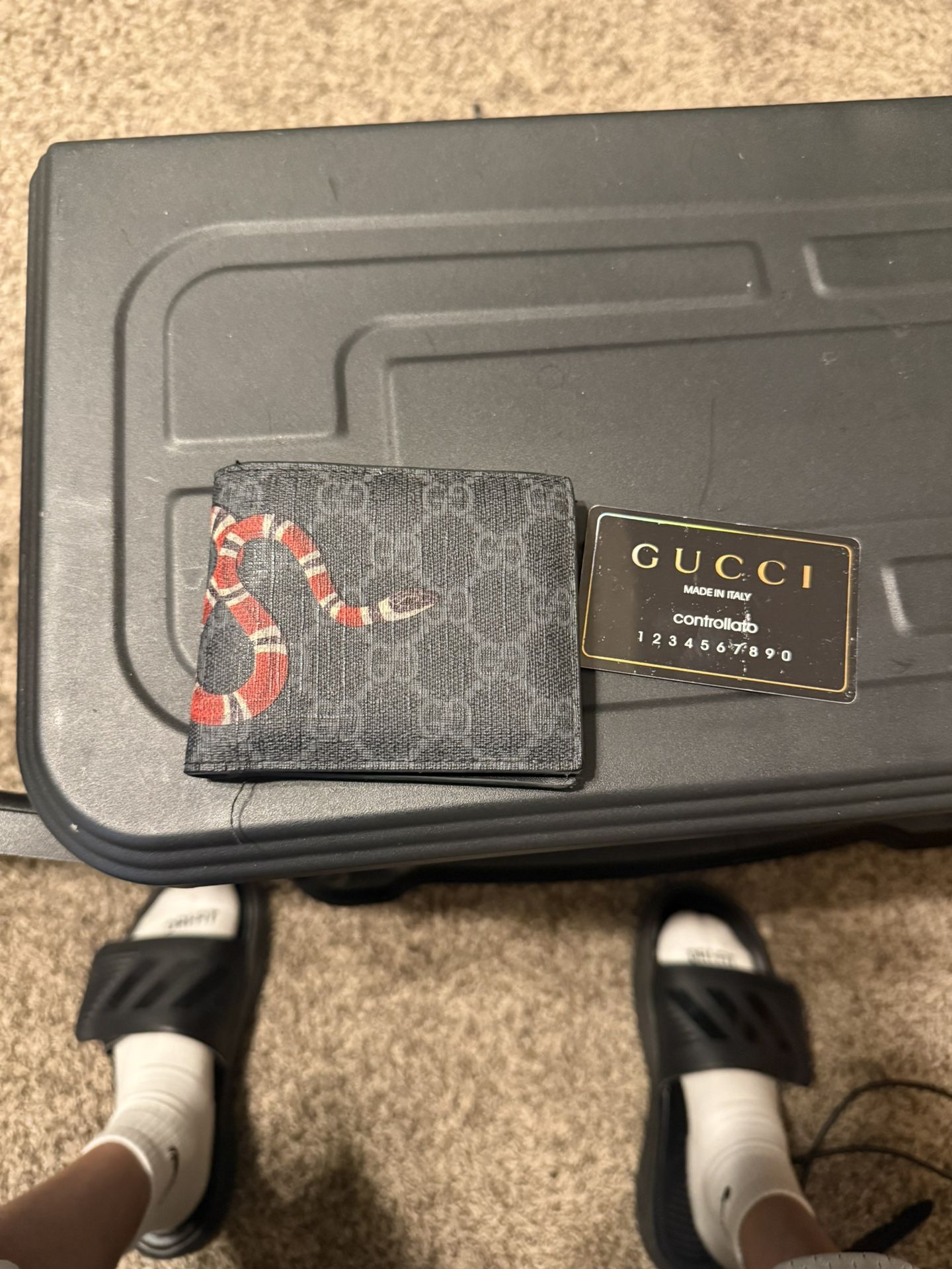 Gucci wallet