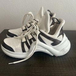 Authentic Louis Vuitton 39