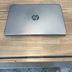 HP LAPTOP