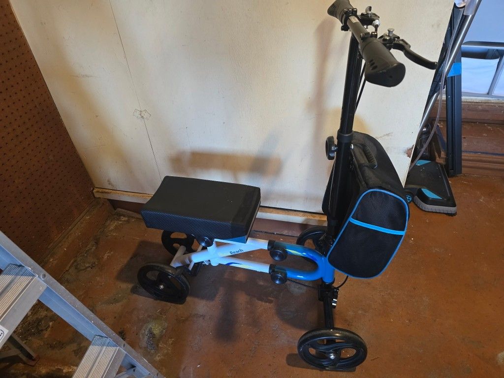 Knee Scooter