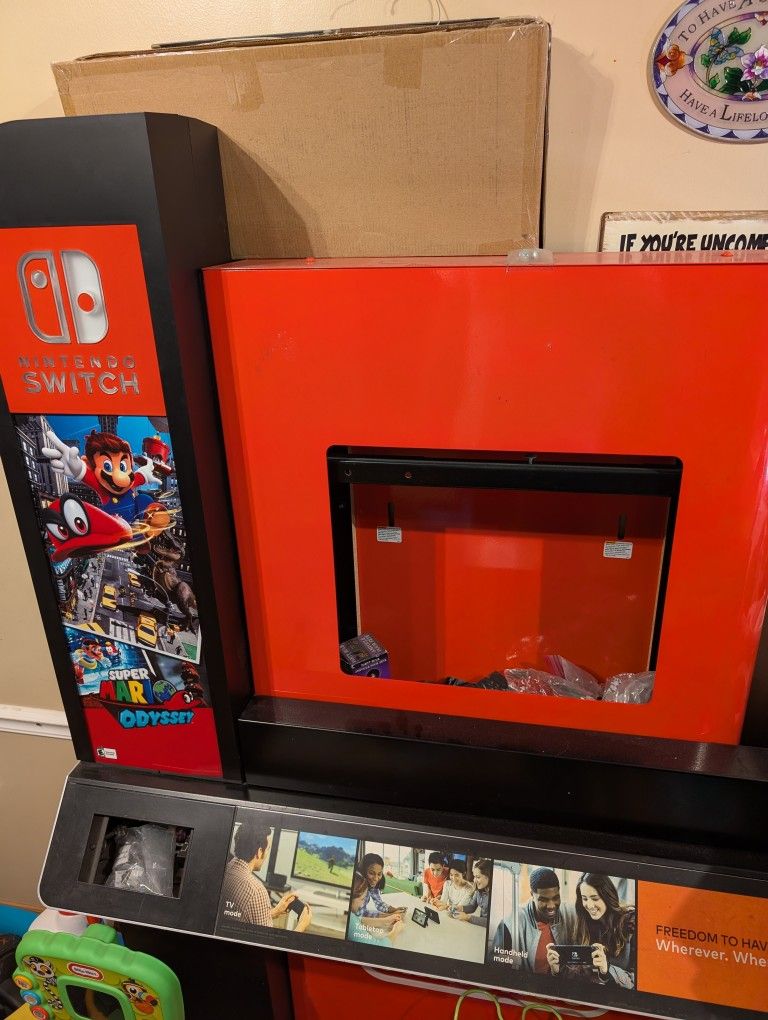 Nintendo Switch Kiosk