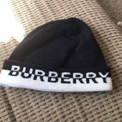 Burberry Beanie 