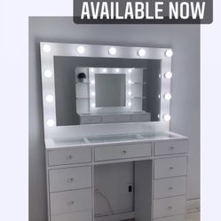 Makeup Vanity With Glass Top 