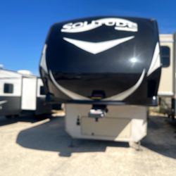 Full Profile Fifth wheel 