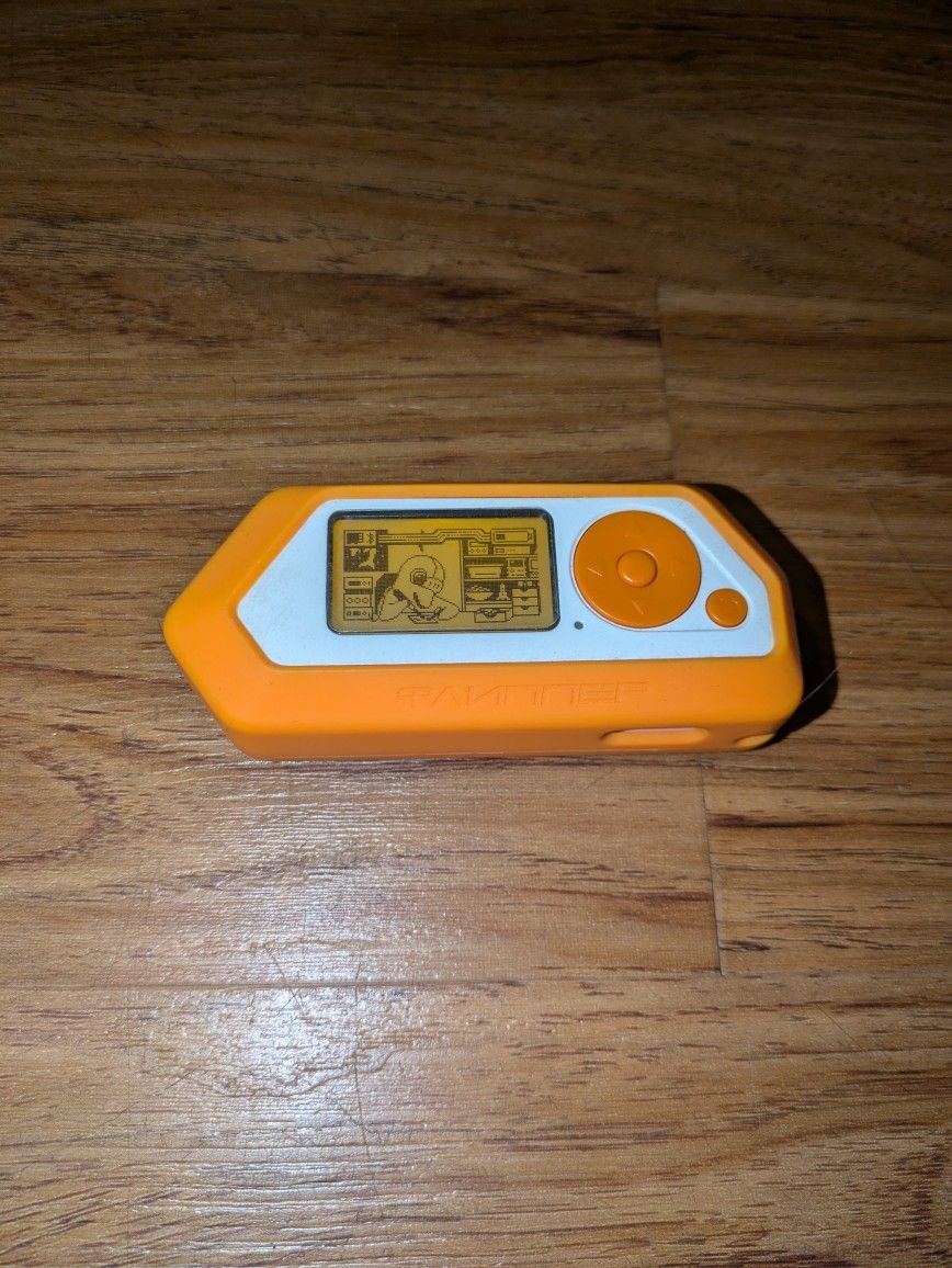 Flipper Zero With Case + SD Card
