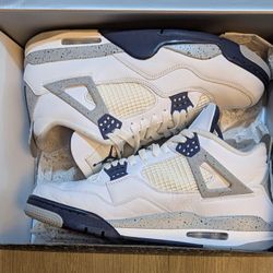 Jordan 4 Retro Mid Midnight Navy - Size 11.5
