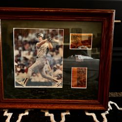 🏆 Framed Mark McGwire Oakland Athletics Collectible – Vintage 1992 Upper Deck Cards