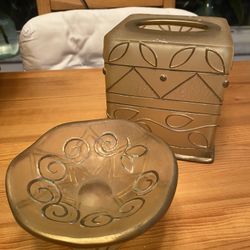 Wamsutta Soap Dish & Tissue Cover