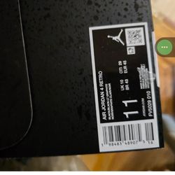 Air Jordan 4's Black Cats Size 11 Deadstock