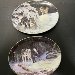 The Bradford Exchange 1995 Winter Shadows 2 Oval Wolf Plates, 8.5x6.75”
