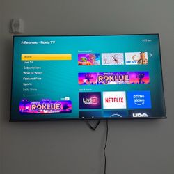 58 Inch Hisense Roku TV. Perfect Condition 