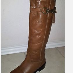 Rare EUC COACH Leather VIVICA Riding Boots BUCKLE AND TASSLE size 7   -7.5