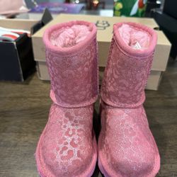 UGG Classic II Glitter Leopard "Pink" Grade School Girls' Boot 8c 
