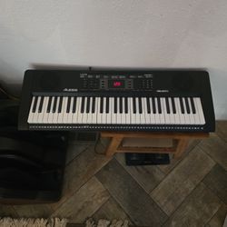 ALESIS MELODY 61/ 300 TONES -RHYTHMS