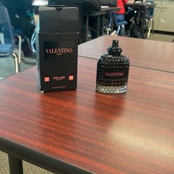 Valentino Born In Roma Intense Winter Colonge