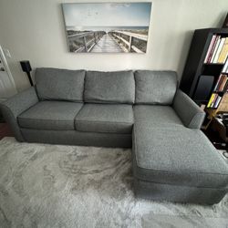 QUEEN SLEEPER SOFA COUCH WITH CHAISE