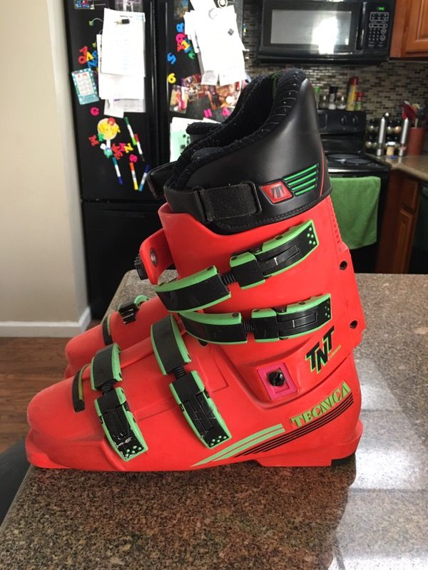 Tecnica TNT carbontec 121/2 ski boots