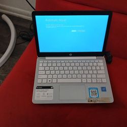 White Hp Laptop For Sale 