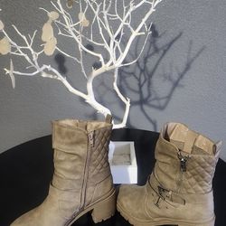 Womens Boots