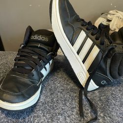 Bonitos Tenis A Buen Presio A &10