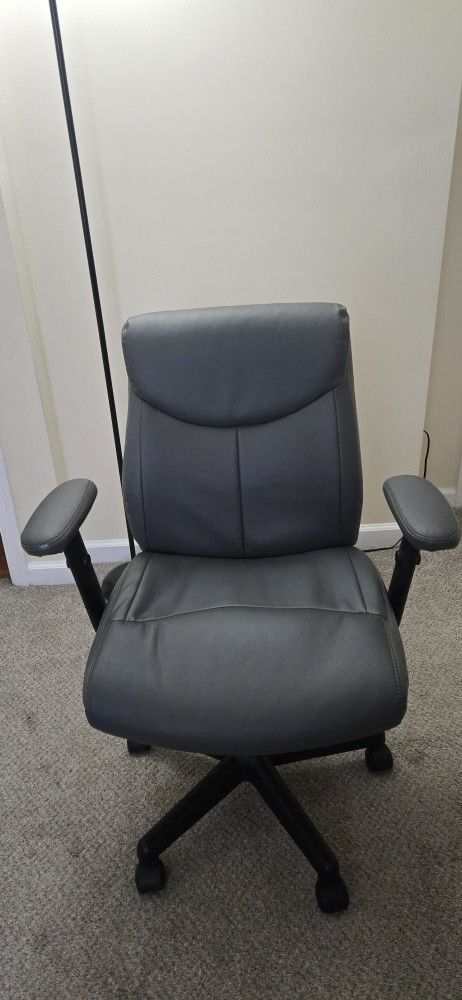 Traymore Office Chair