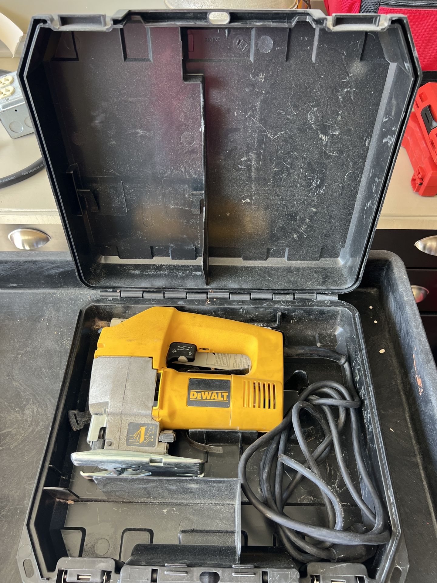 Dewalt Jigsaw DW318K