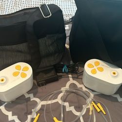 2 Medela Pump In Style Breastpumps