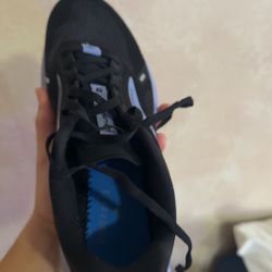 brooks launch 9 womens running shoe size 10.5