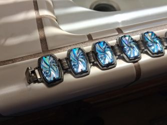 Rare mid 1920s blue carnival braclette