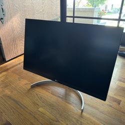 27 Inch 4K LG Ultrafine Monitor in Perfect Condition