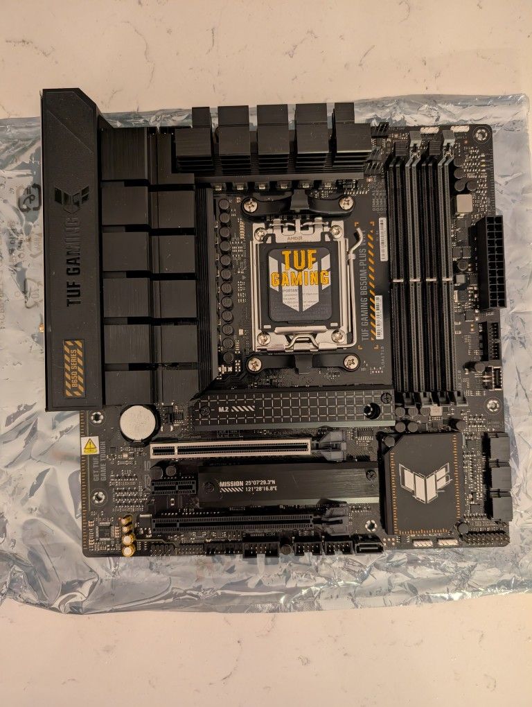 ASUS B650M-PLUS TUF Gaming WiFi AMD AM5 microATX Motherboard