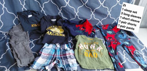Lot of 39+ boys 2t - 4t