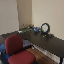 Home Office Table And Chair 