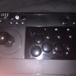 8BitDo Wireless Arcade Stick for Xbox Series X|S, Xbox One and Windows 10,