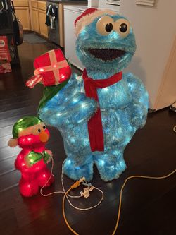 Cookie Monster & Elmo Christmas Light Up Decoration