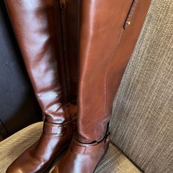 Tory Burch Boots