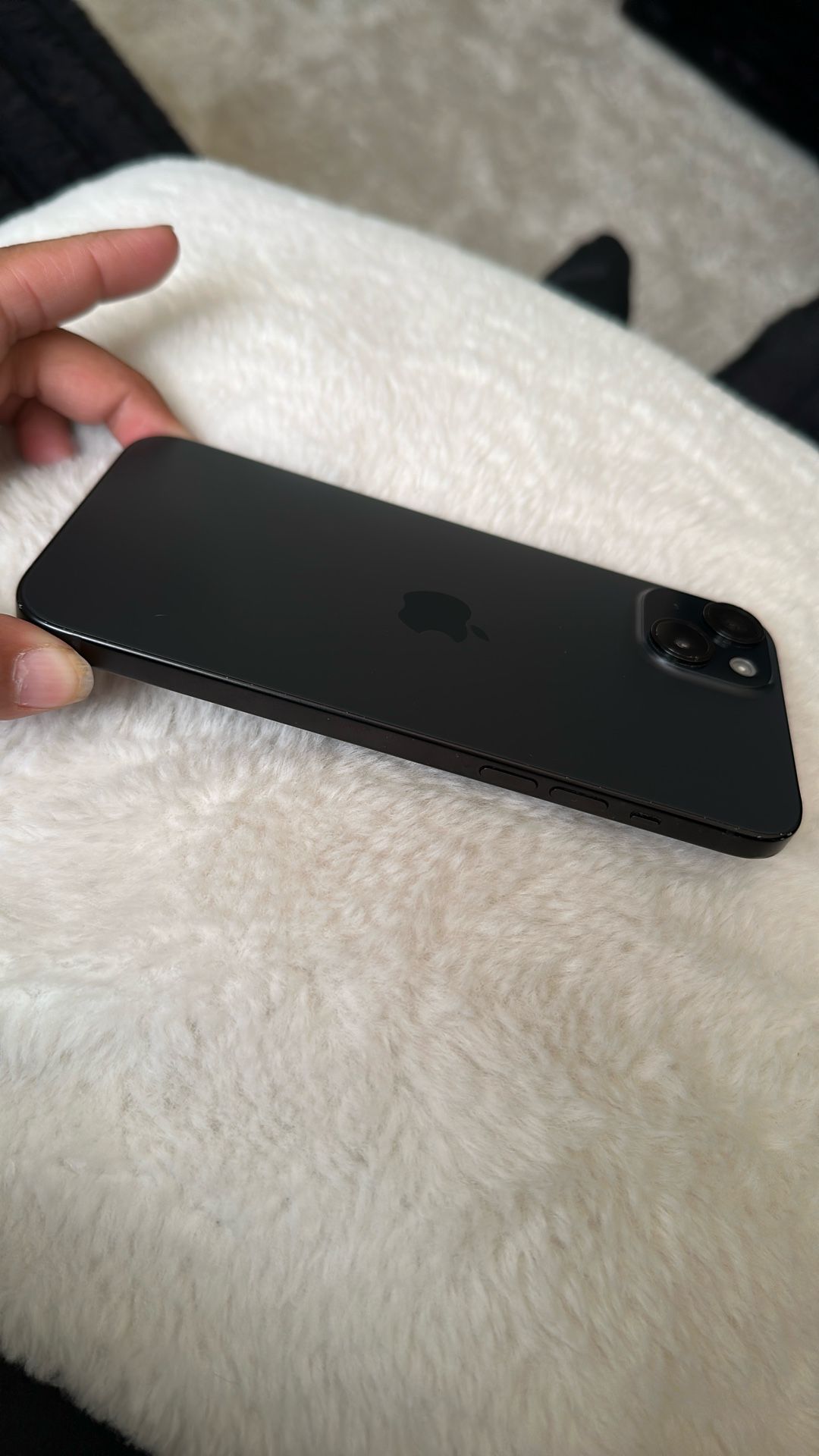 iPhone 15 Plus