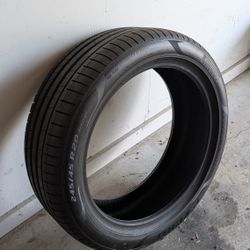 Full set Pirelli P Zero 245/45 R20 and 275/40 R20 Summer Run Flat Performance Tires