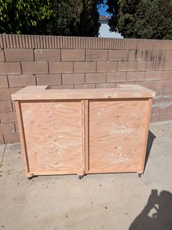 Wooden Bar Collapsible